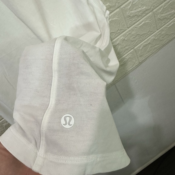 Lululemon All Yours Tank NWT Sizes 10 12 White Pima Cotton Vitasea Top - Picture 3 of 5